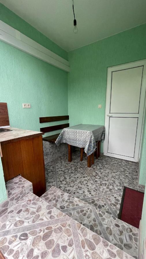 Guesthouse On Sovhoznaya 18 Гагра Екстер'єр фото