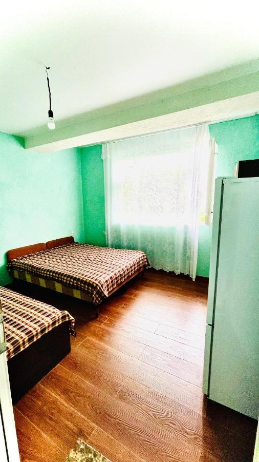 Guesthouse On Sovhoznaya 18 Гагра Екстер'єр фото