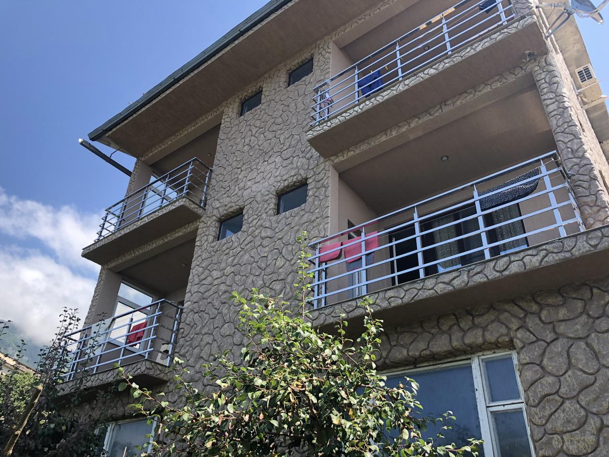 Guesthouse On Sovhoznaya 18 Гагра Екстер'єр фото